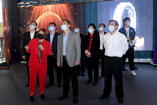 区委书记姚任走访J9集团平台(china)公司官网调研指导工作